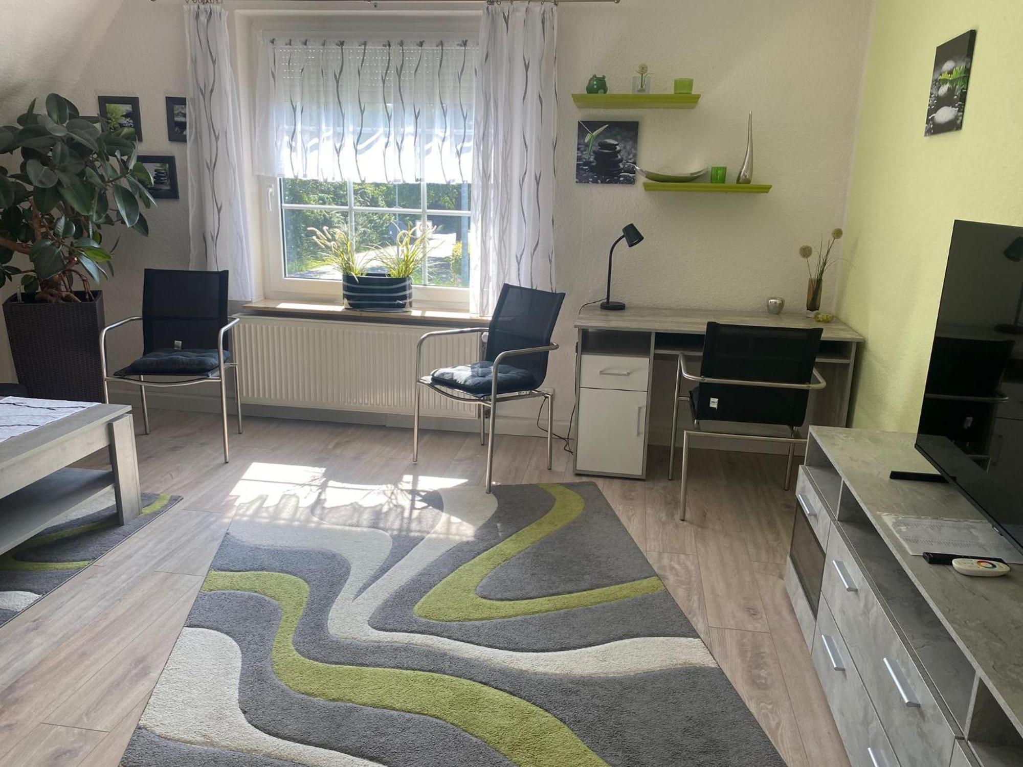 Ca. 85 Qm Zzgl. 17 Qm Terrasse Apartment *