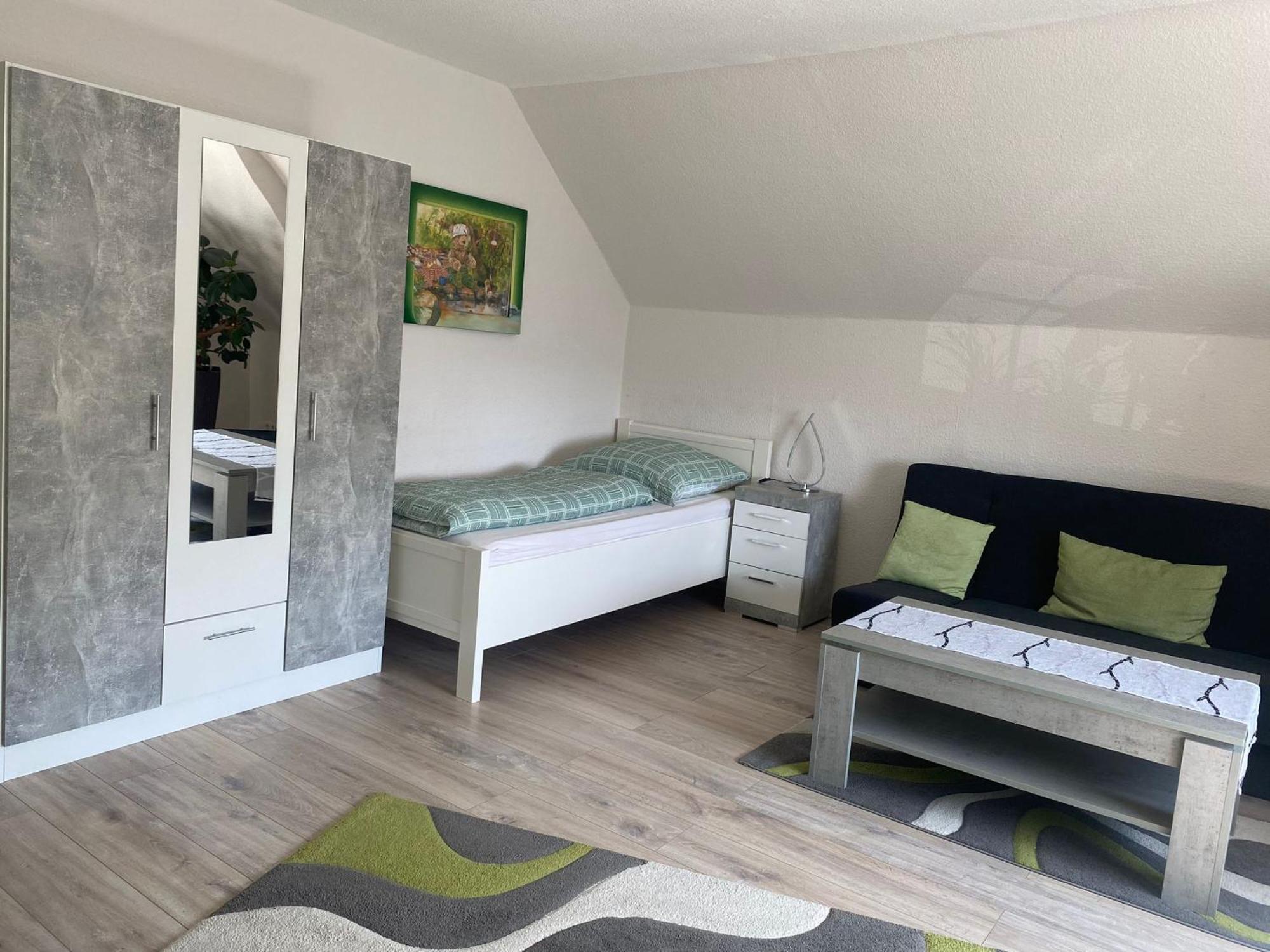 Ca. 85 Qm Zzgl. 17 Qm Terrasse *